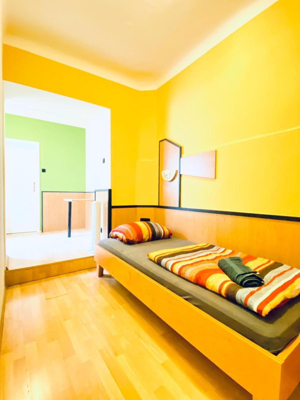 Affordable Central Rooms, 10-Min To Lugner City Vienna Exterior photo