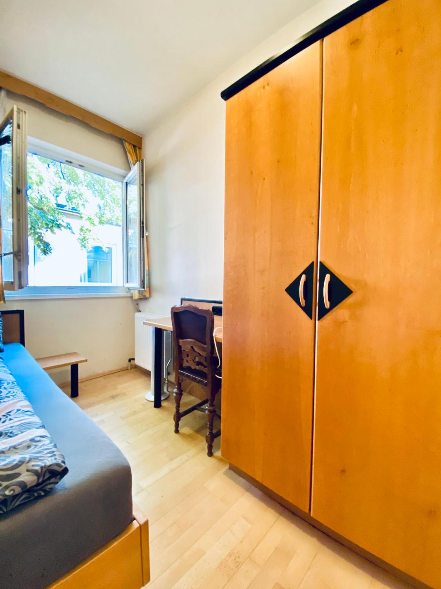 Affordable Central Rooms, 10-Min To Lugner City Vienna Exterior photo
