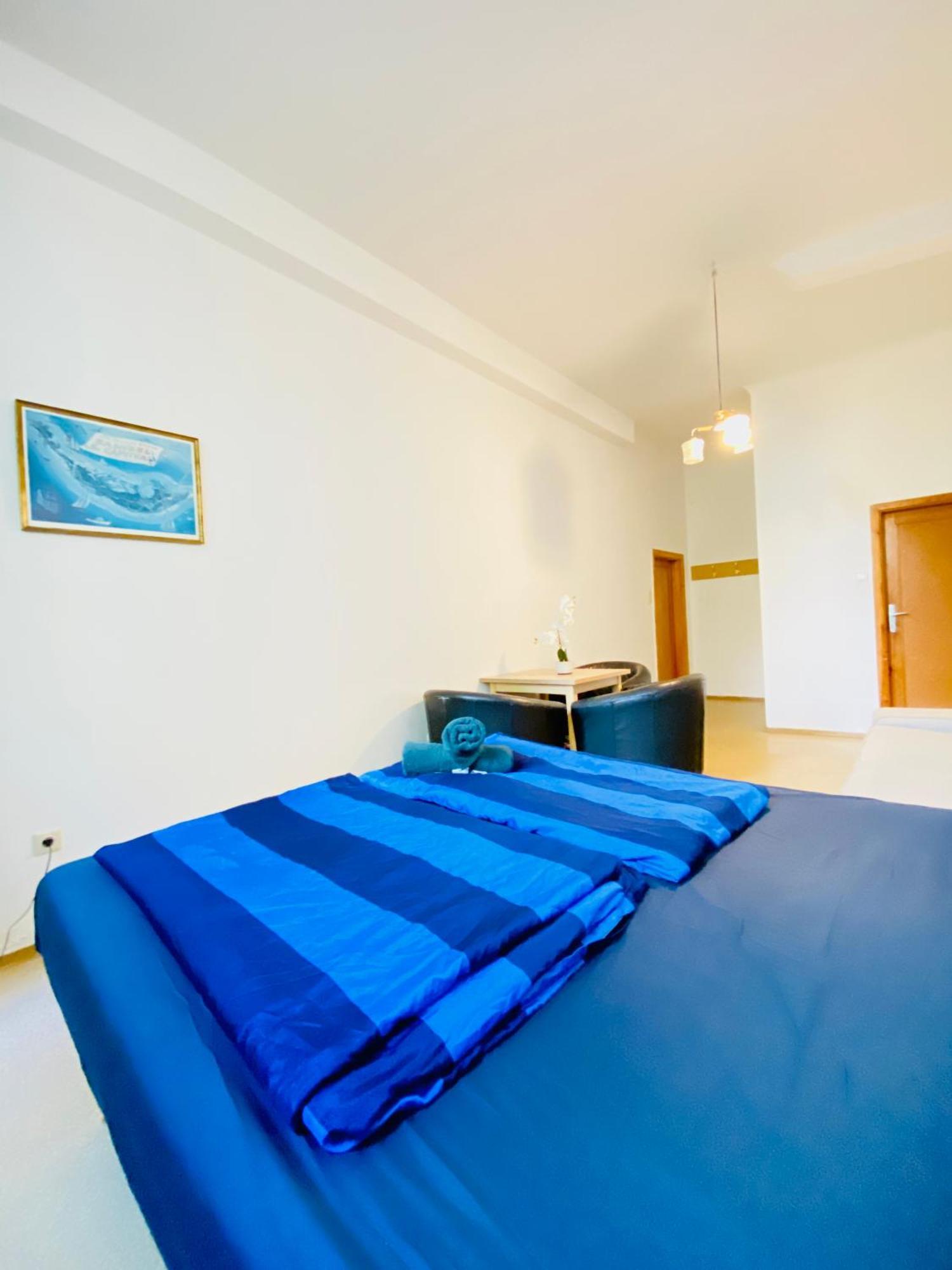 Affordable Central Rooms, 10-Min To Lugner City Vienna Exterior photo